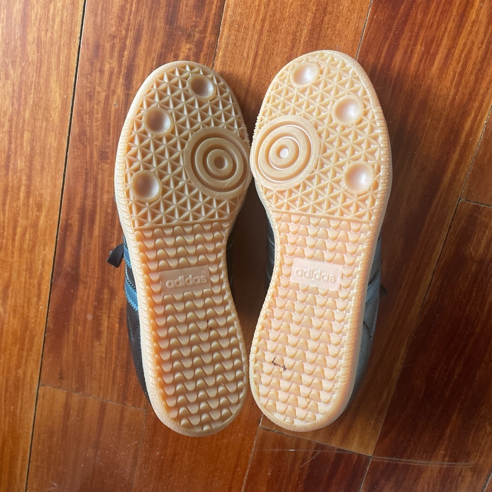 Adidas Womens Samba OG "black gum" - Picture 7 of 8